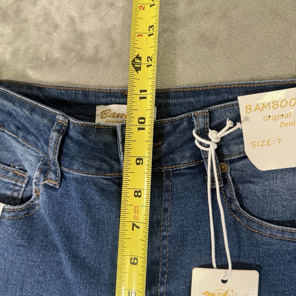 Bamboo Embroidered Bell Bottoms Wide Flare Jeans Sz 7 Blue Soft Denim NWT - Picture 5 of 10